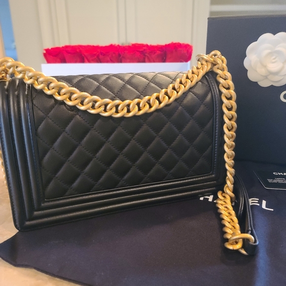 Chanel boy Meduim - Picture 7 of 9